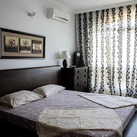 Apartment Oasis Club Lozenets