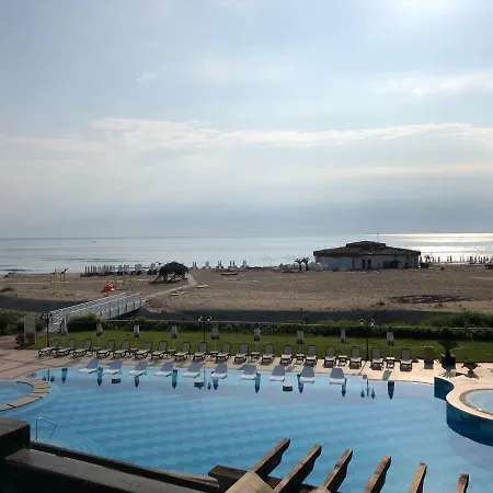 Oasis Club Lozenets